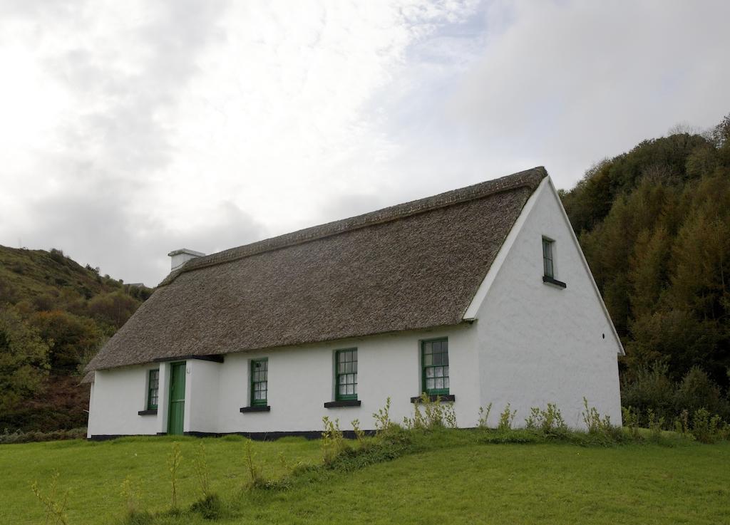 Corofin Lake Cottages Pokoj fotografie